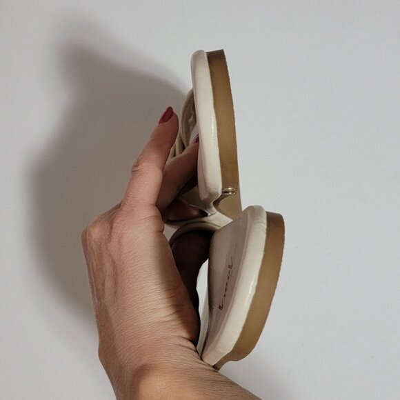 NEW Beek Whipbird Sandals Womens 9 Eggshell Chic Casual Comfort Designer Neutral - Picture 5 of 7